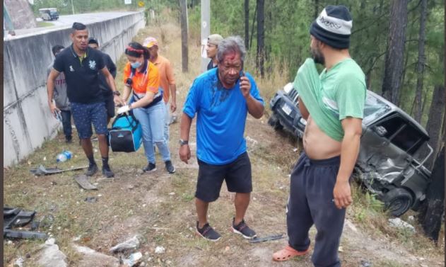 Ramón Maradiaga, extécnico de la Selección Nacional, sufre accidente de tránsito y reconoce “imprudencia”