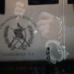 Exministro de Comunicaciones José Luis Benito es ligado a proceso por lavado de dinero por el caso de maletas repletas de dólares