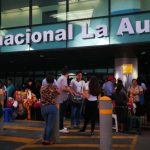 Revelan causa del fallecimiento de pasajero que murió en avión procedente de Madrid que aterrizó en el Aeropuerto La Aurora