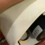 Denuncian en redes sociales el hallazgo de cámara oculta en duchas de mujeres en gimnasio de Mixco y MP abre investigación