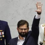 Gabriel Boric asume como presidente de Chile y promete un cambio “profundo” para su país