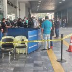 Muere en el Aeropuerto: Pasajero que arribó a La Aurora, procedente de Estados Unidos, sufrió un paro cardiaco