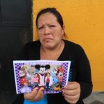 “Me agarró duro la mano”:  El angustiante relato de una madre cuya hija de 13 años murió baleada en la zona 8