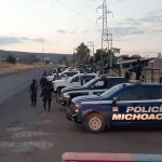 México amplía detalles de cómo actuaron sicarios que masacraron a varias personas durante un velorio en Michoacán