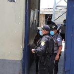 El polémico caso de un agente de policía municipal señalado de ser secuestrador de una persona por la que pagaron rescate de Q150 mil