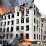 Rusia y Ucrania: Moscú toma el control de Jersón mientras intensifica los ataques sobre Járkiv y Mariupol