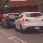 Video: Dos hombres y una mujer son grabados cuando asaltaban en la 5a avenida de la zona 1 de la capital
