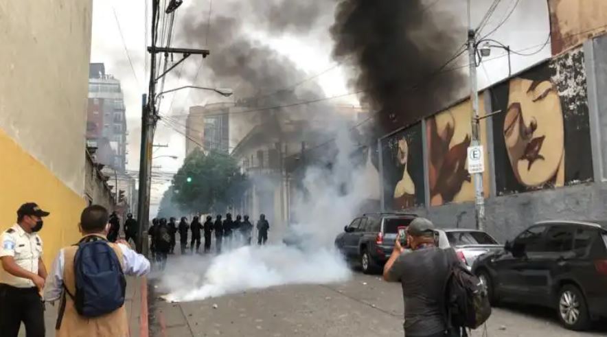 SIP denuncia “alarmantes” ataques contra la Prensa en Guatemala, México, El Salvador y Honduras