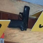 Armas, dinero y municiones: los indicios decomisados en casa habitada por supuestos pandilleros salvadoreños
