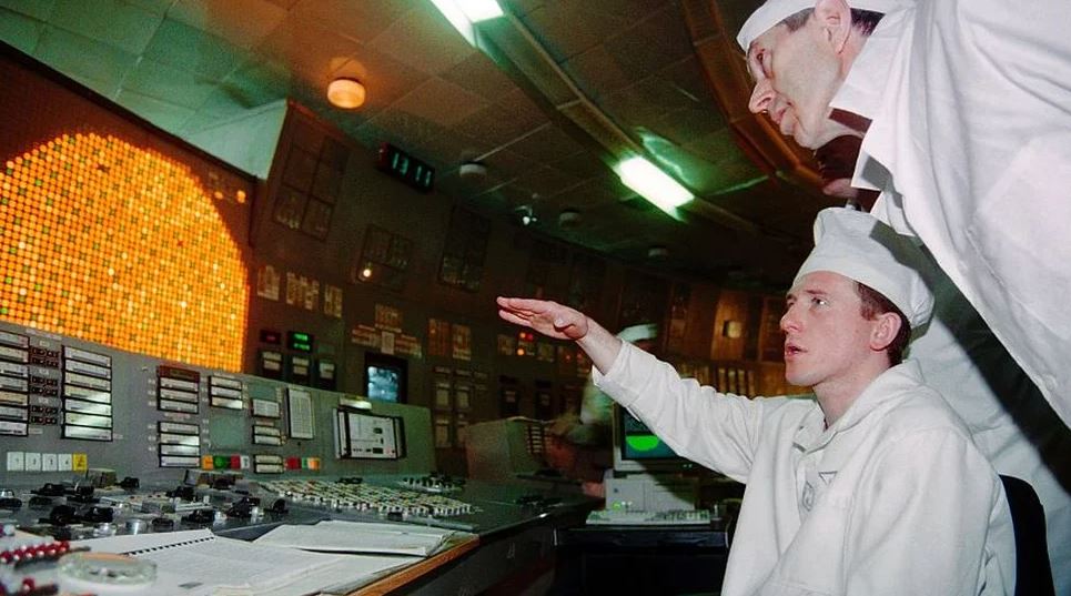 Chernóbil: por qué la central nuclear siguió funcionando tras el accidente y cuándo dejará de ser radiactiva