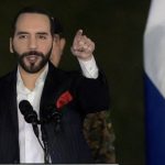 “Les juro por Dios que no comen un arroz”, dice Bukele a pandilleros que amenazan con venganza  en El Salvador