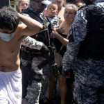 Ministro de Gobernación confirma la captura de repatriación de 25 pandilleros originarios de El Salvador