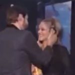 Por qué un video de Jim Carrey besando a la fuerza a Alicia Silverstone se hace viral (y qué tiene que ver con Will Smith)