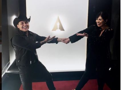 Mhoni Vidente habla de brujería para la familia de Christian Nodal