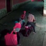 Video: Motorista se enfrenta a delincuentes y evita que lo asalten en Mazatenango