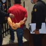 El caso del hombre que cortó la luz en un servicio religioso para atacar a su esposa en la oscuridad con un machete