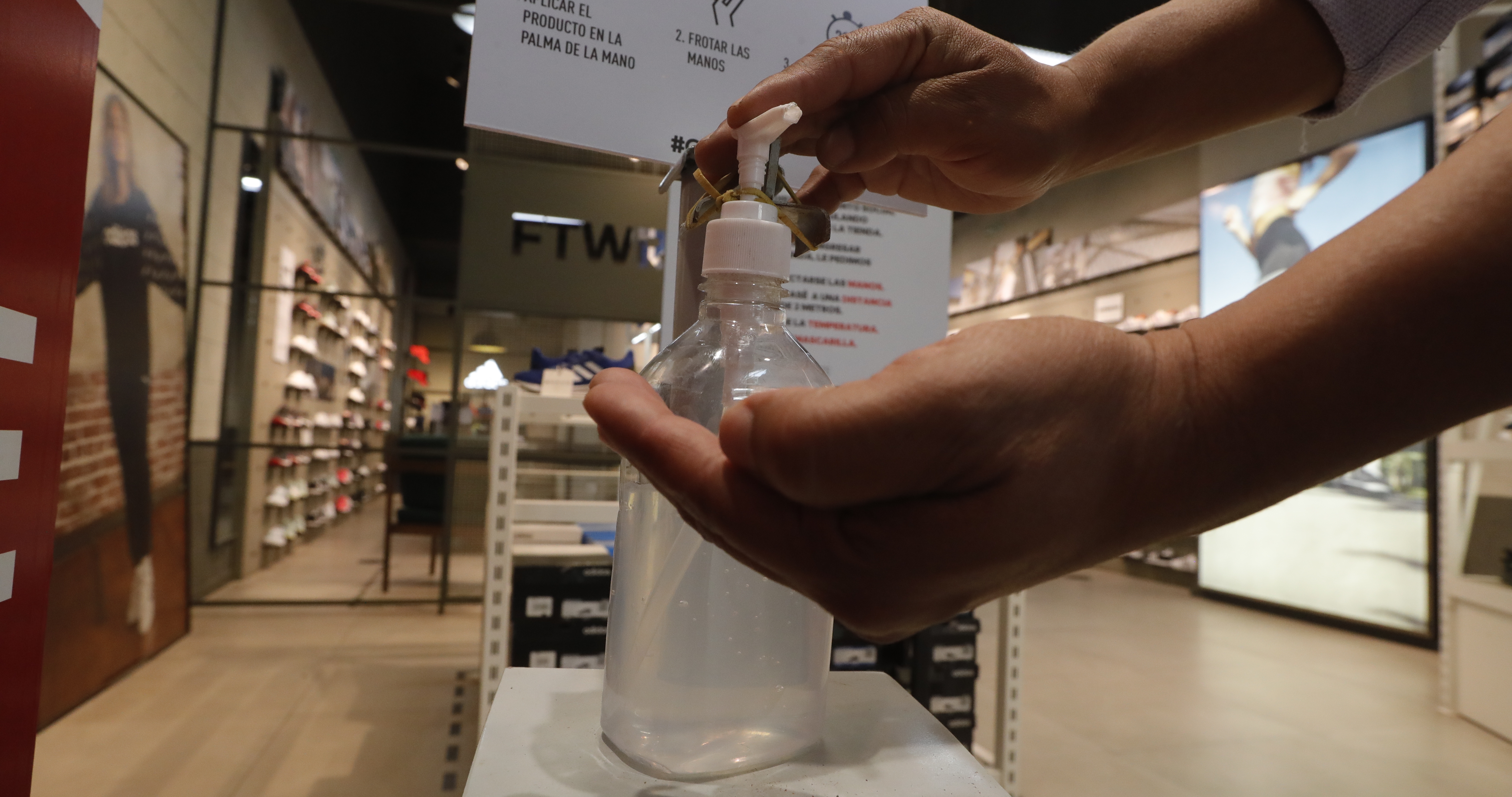 Medidas sanitarias en centros comerciales