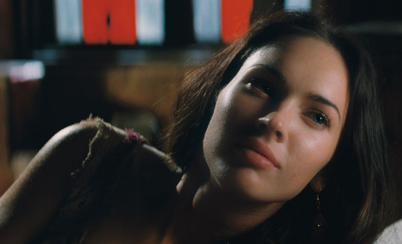Megan Fox y su novio bebieron la sangre del otro luego de haberse comprometido