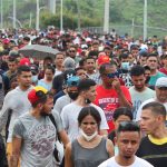 Migrantes viven con esperanza y alegría la eliminación de “Quédate en México”