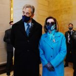 Esposo de la presidenta de Cámara Baja de Estados Unidos es arrestado por conducir ebrio