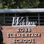 “Voy a abrir fuego en una escuela primaria”: los mensajes en Facebook de Salvador Ramos, autor de la masacre en una escuela de Texas
