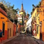 Por qué San Miguel de Allende es una “isla” en el estado con más asesinatos de México y cómo se convirtió en destino turístico mundial