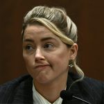 Amber Heard denuncia al equipo legal de Johnny Depp por una campaña difamatoria que limitó su papel en “Aquaman”