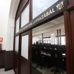 Congreso invierte más de Q10 millones en remodelación de salón virtual de Casa Larrazábal, pero no resiste la lluvia