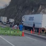 Bloqueos, accidentes y ataque armado causan atascos vehiculares en la ruta al Atlántico