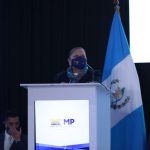 Fiscal general asegura que combatió la corrupción, bajó la mora fiscal y no toleró injerencias en investigaciones del MP