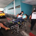 Cámara capta el momento en que un supuesto asaltante dispara contra una mujer en la zona 7 capitalina