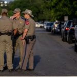 Masacre en Texas: las críticas a la policía por su actuación durante el tiroteo de Uvalde (y cómo se espera que actúen los agentes)