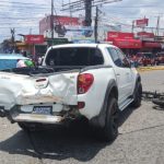 “Nos logramos quitar del camino”: camión se queda sin frenos y arrolla a varios vehículos, incluida una moto de la PNC