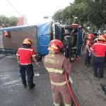 Una persona murió y cinco resultaron heridas en accidente de bus en la zona 9; PMT recomienda estas rutas alternas