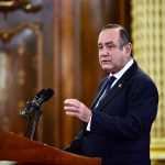 Giammattei pide a senador republicano que interceda para que Washington brinde apoyo para contener flujo migratorio