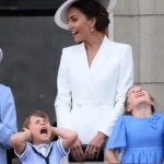 Las divertidas imágenes de los pequeños príncipes y otras fotos del Jubileo de la reina Isabel