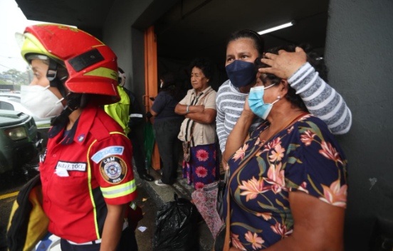 PASAJEROS BBUS ACCIDENTADO ZONA 9