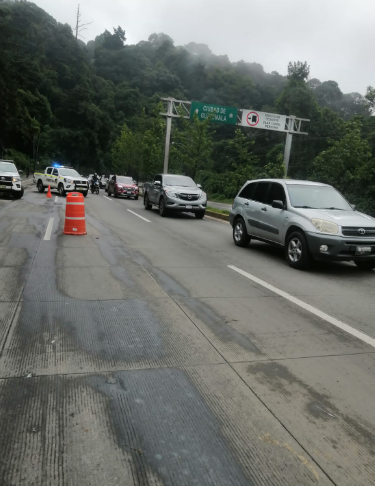 PASO EN EL KM 24 DE A INTERAMERICANA
