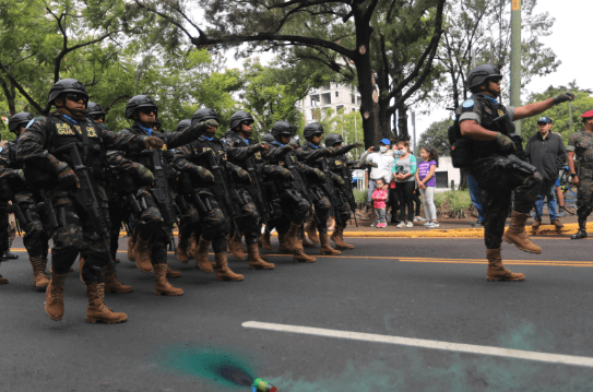 DESFILE DÍA DEL EJÉRCITO