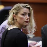 “Los derechos de las mujeres están retrocediendo”: la crítica de Amber Heard ante el mensaje de agradecimiento que Johnny Depp envió a sus seguidores.