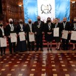 Entregan la Orden Nacional Francisco Marroquín a nueve maestros distinguidos