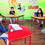 Ministra de Educación dice que uso de mascarilla “sigue siendo obligatorio” en todo el sistema educativo