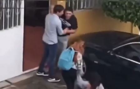Defienden a mujer agredida en San Cristobal