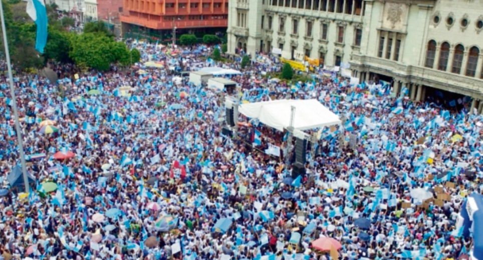 Protestan contra la corrupción