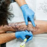 ¿Cuál es el lugar más doloroso del cuerpo para hacerse un tatuaje?