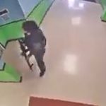Nuevo video muestra el interior de la escuela primaria de Texas durante el tiroteo perpetuado por Salvador Ramos