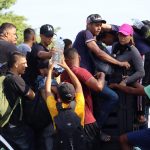 Caravana migrante parte del sur de México (Los temores y las exigencias para evitar una tragedia como la de Texas)