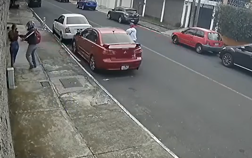 Graban asalto en la zona 15