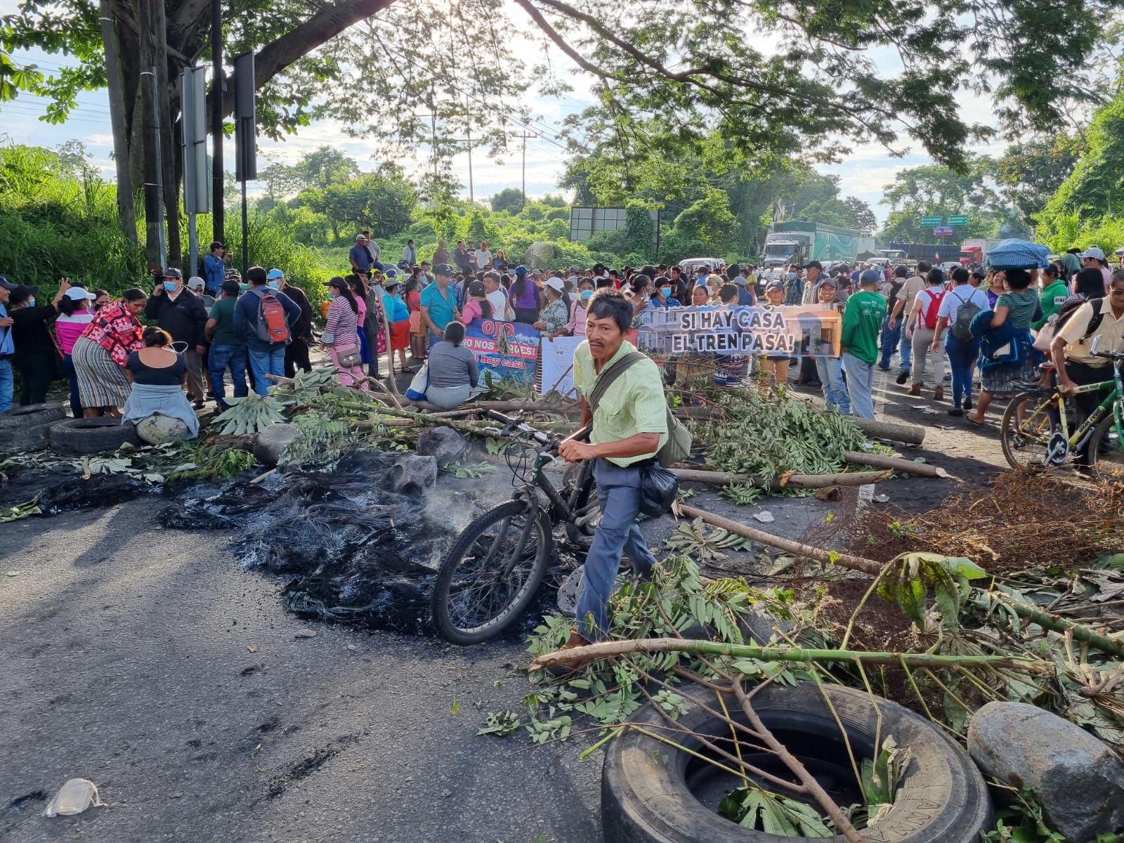 Bloqueo puente Castillo Armas