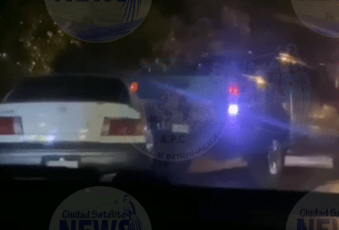Graban pelea en el tránsito